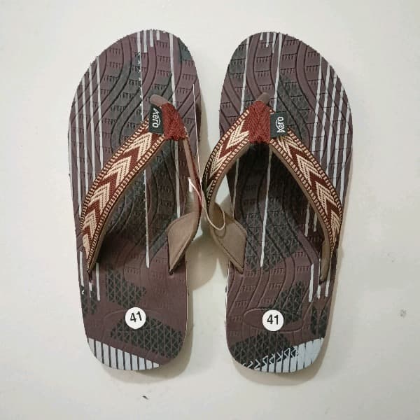 Model KM00018H