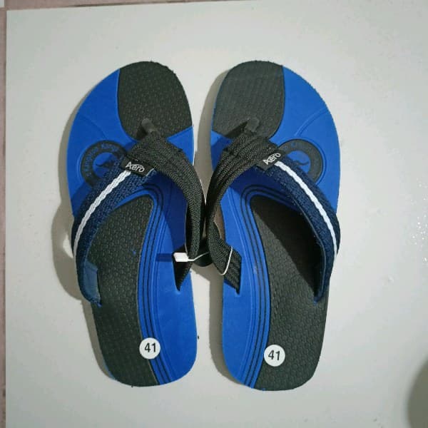 Model KM00018L