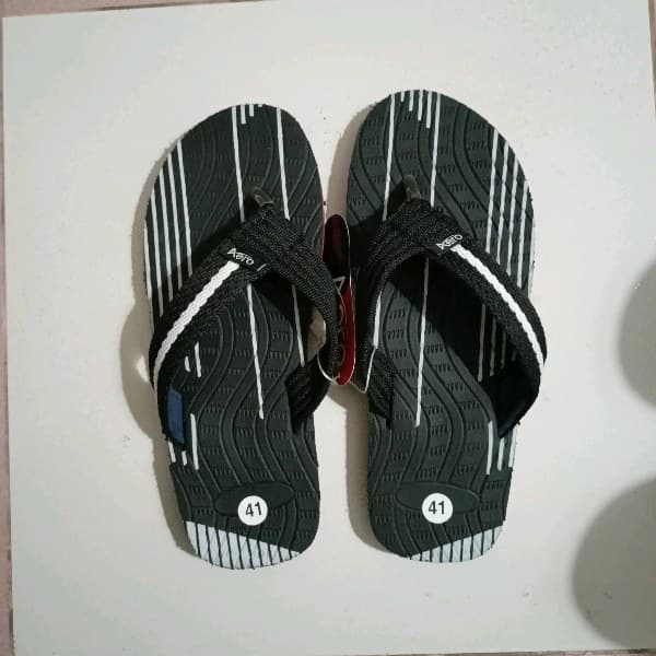 Model KM00018M