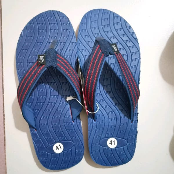 Model KM00018N
