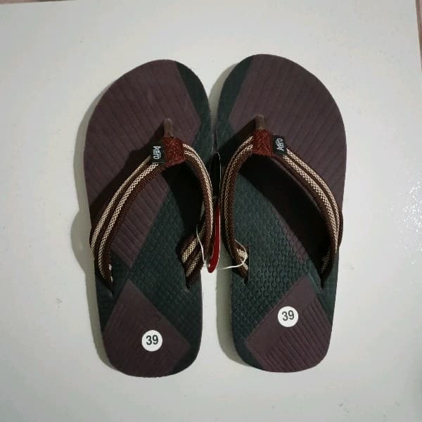 Model KM00018O