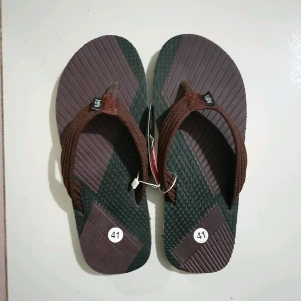 Model KM00018W