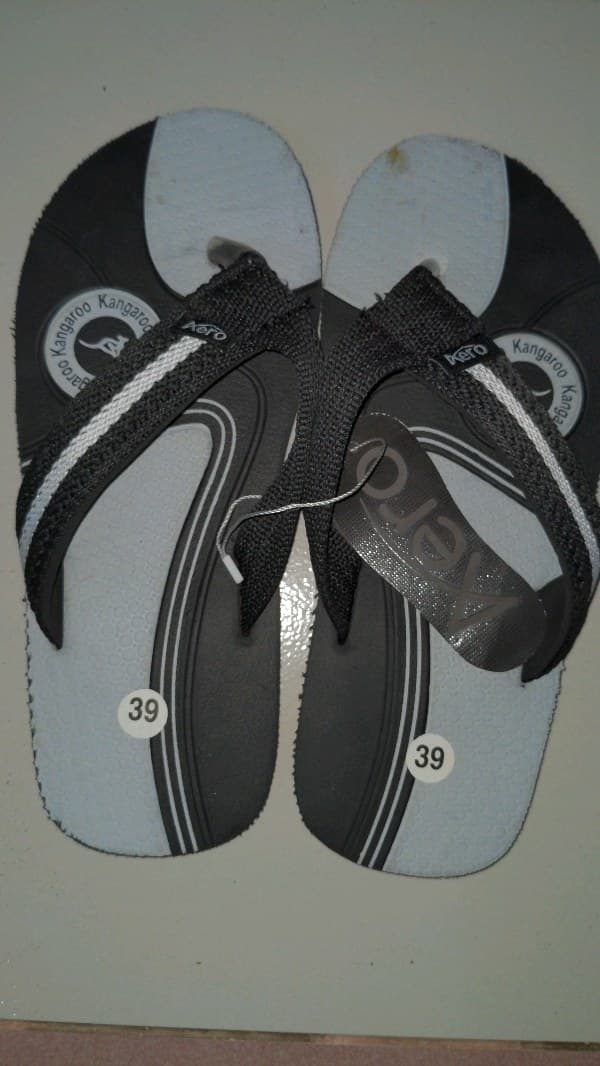 Model KM00025G