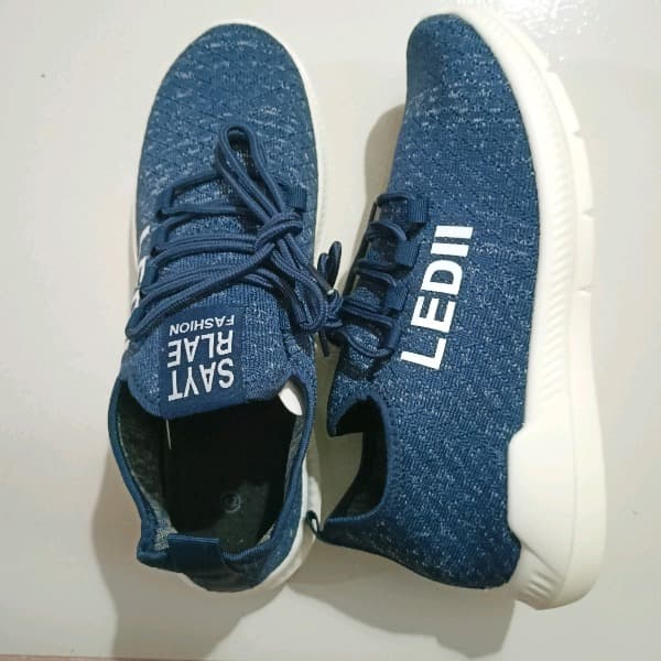 Model KM00029C