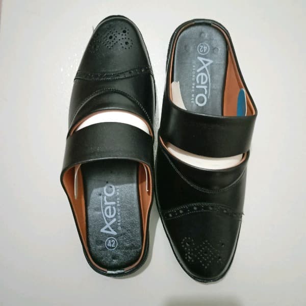 Model KM00032D
